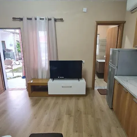 Velipoja Home Σπίτι διακοπών