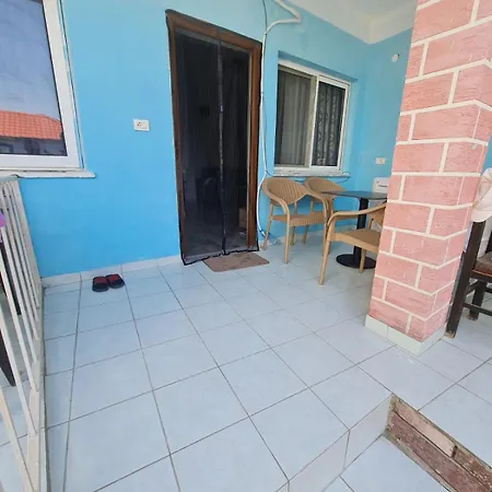 Velipoja Home Vakantiehuis