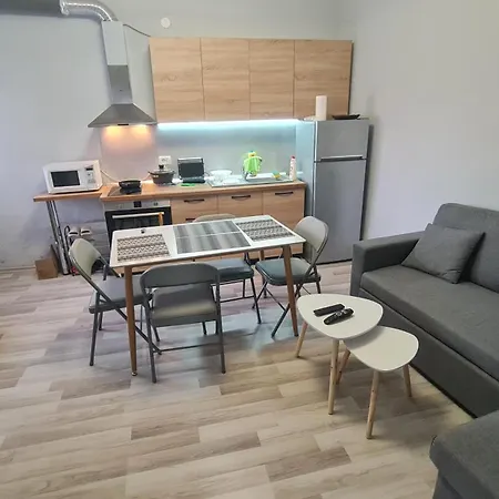 Semesterbostad Velipoja Home *