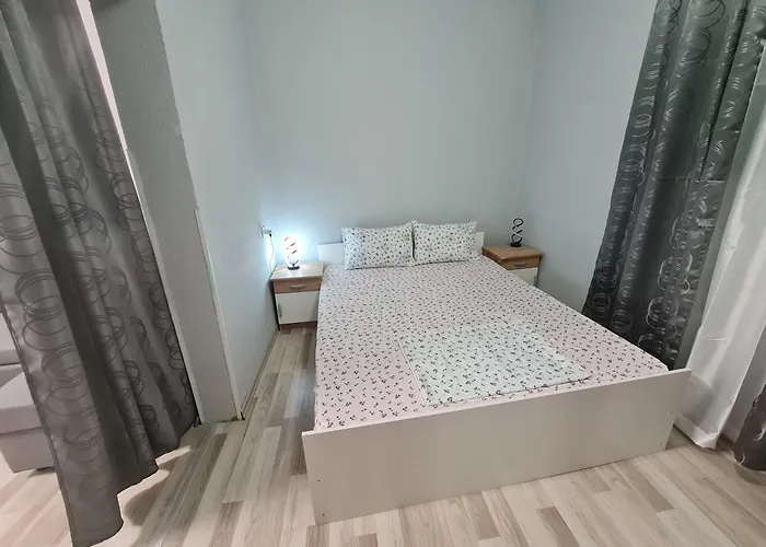 Velipoja Home *
